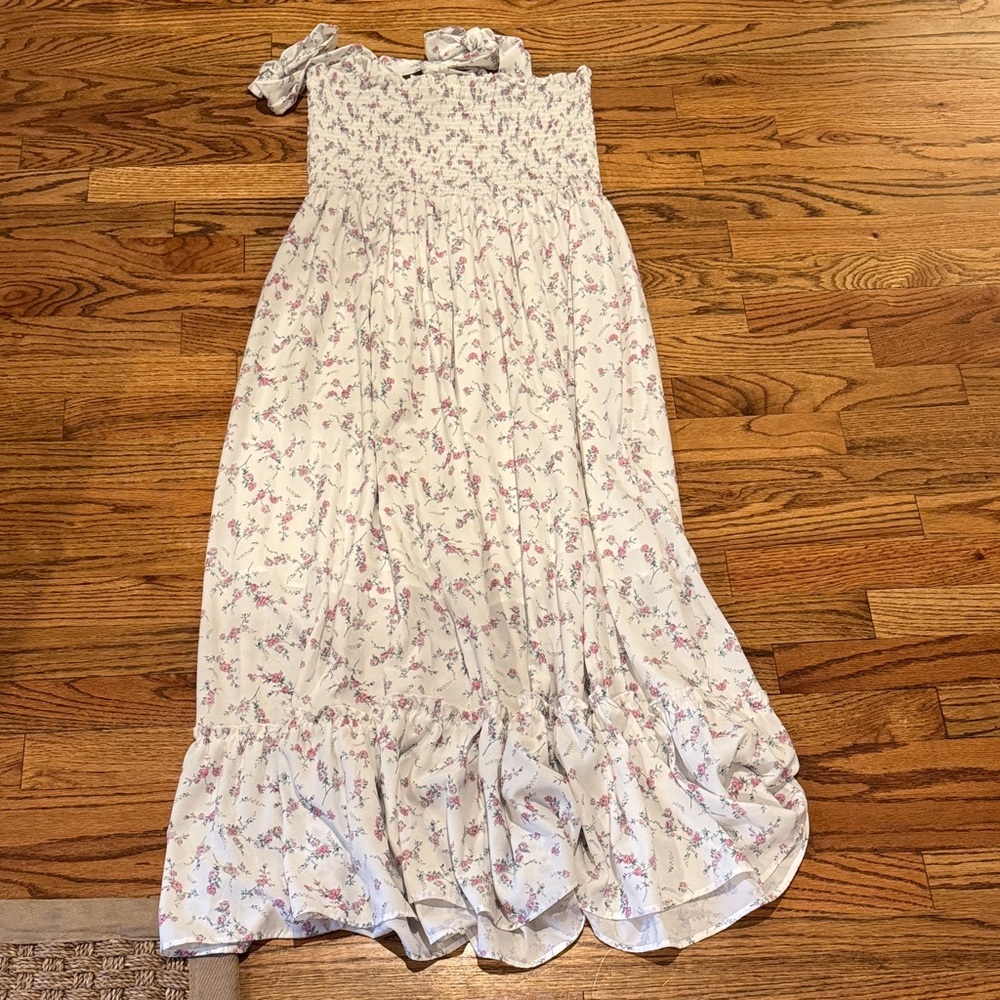 White X-Large Dress - Picture 2 of 6